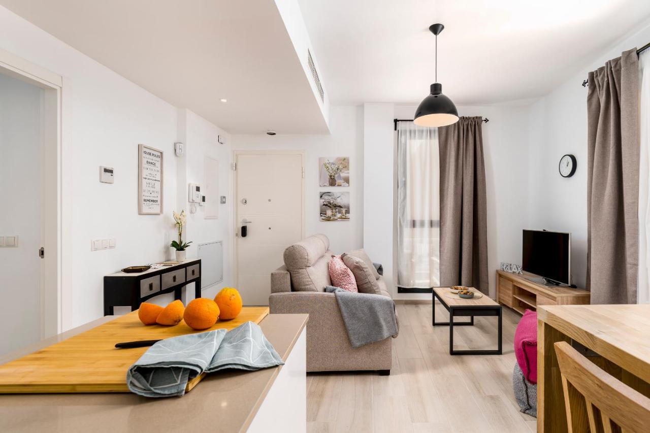 Apartamento Deluxe Con Piscina, Terraza & Parking Málaga Kültér fotó