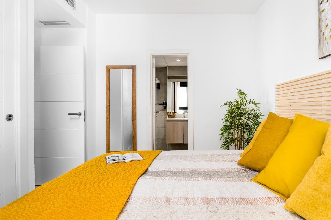 Apartamento Deluxe Con Piscina, Terraza & Parking Málaga Kültér fotó