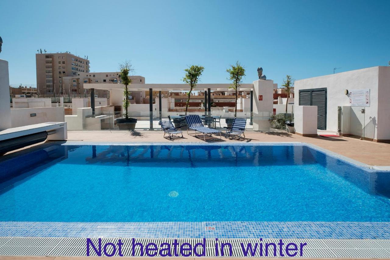Apartamento Deluxe Con Piscina, Terraza & Parking Málaga Kültér fotó